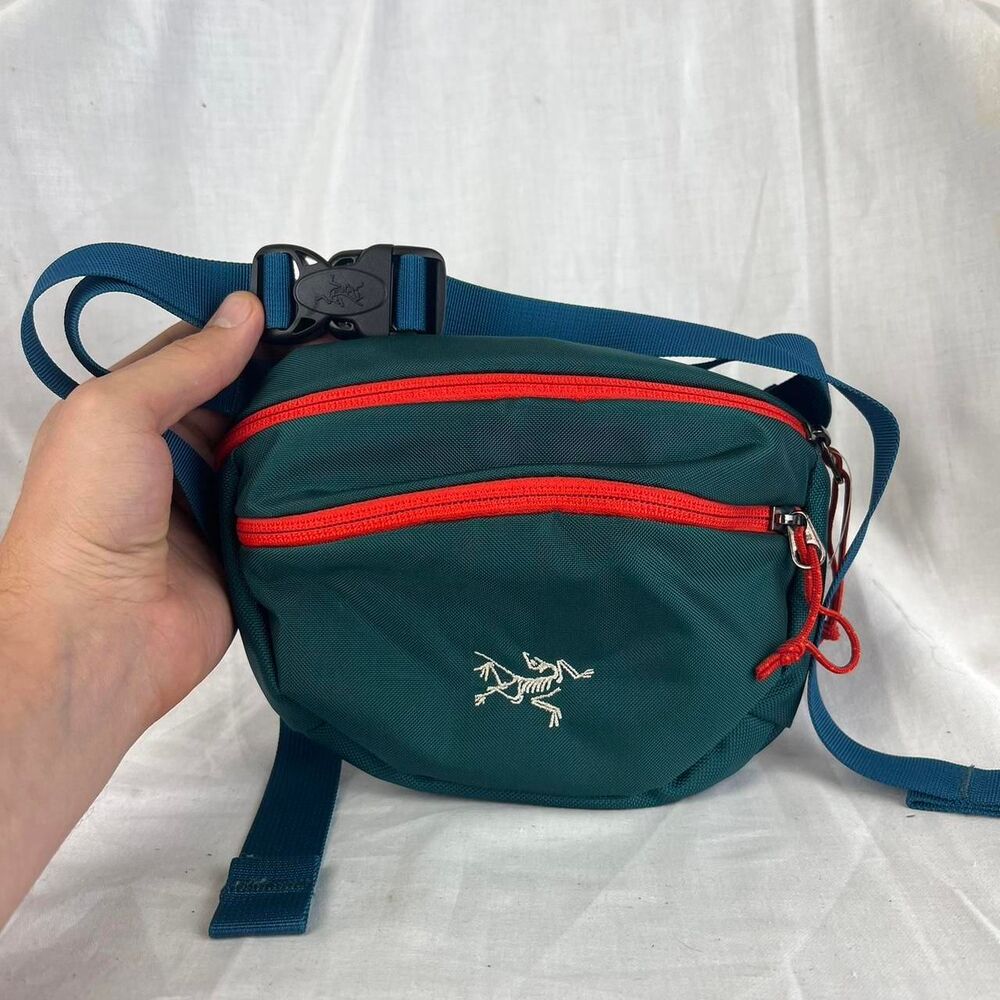 Arc'teryx Maka 1 Waist Sling Bag Pack Teal Crossbody